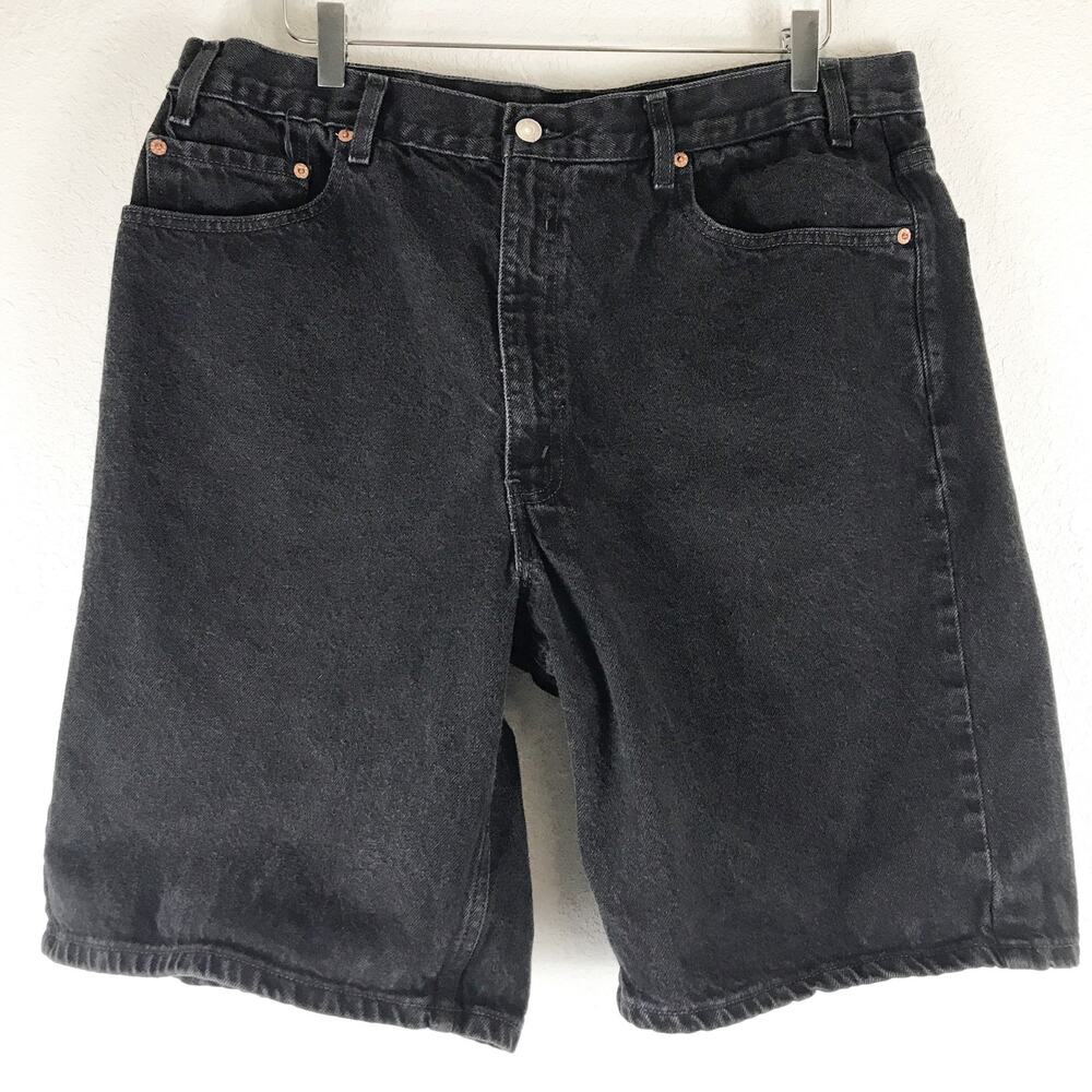 Vintage Levi's Y2K 550 Relaxed Fit Black Denim Shorts 100% Cotton Measuring 36"